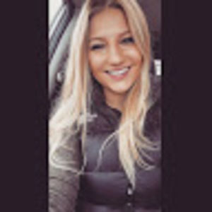 Meet your Posher, Kiana